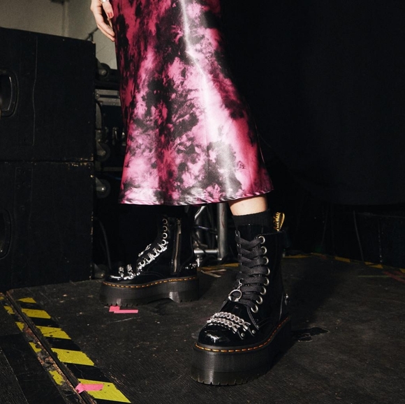 Jadon Boot Max Chain Patent Leather Platforms - Picture 2 of 6